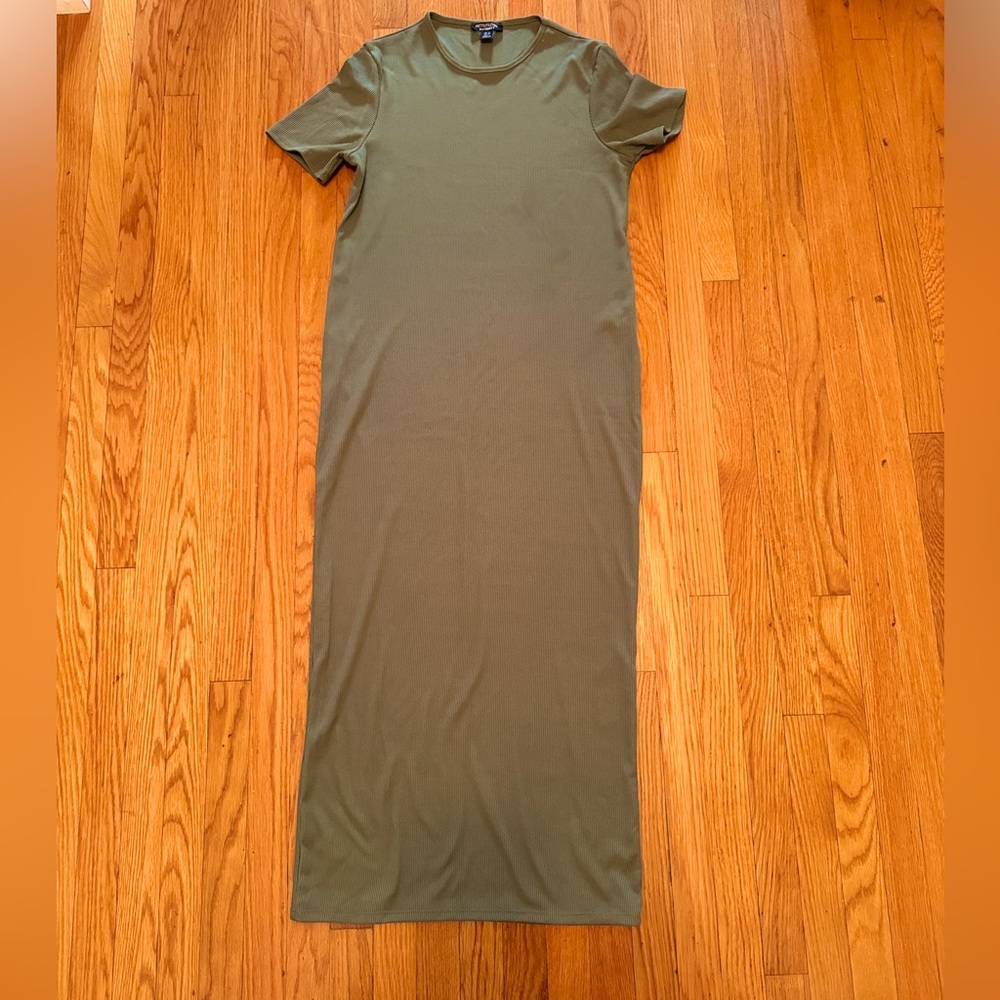 Maternity. Olive green mid length ribbed dress